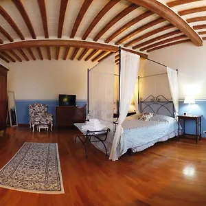 https://attico-sulla-torre.it-tuscanyhotel.com
