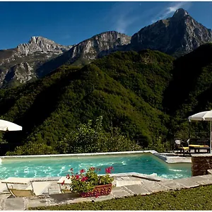 https://ceragetta-resort.it-tuscanyhotel.com